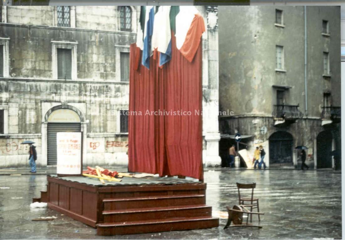 Strage di piazza della Loggia